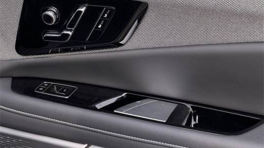 2025 Cadillac OPTIQ - Images - 23