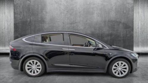 2019 Tesla Model X - Images - 4