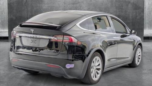 2019 Tesla Model X - Images - 5
