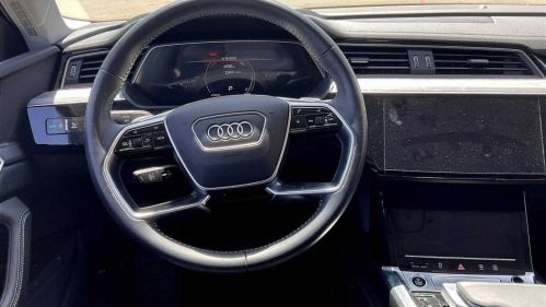 2021 Audi e-tron - Images - 5