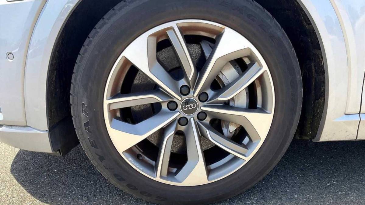 2021 Audi e-tron - Images - 8