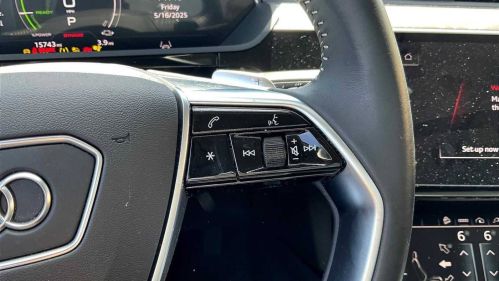 2021 Audi e-tron - Images - 17