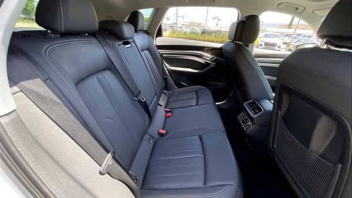 2021 Audi e-tron - Images - 24
