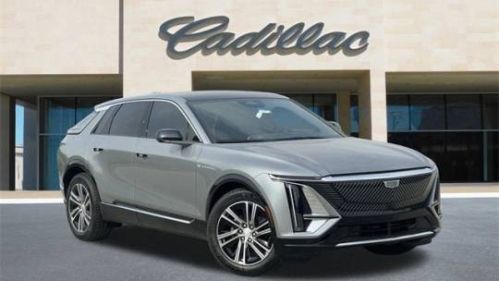 2025 Cadillac Lyriq - Images - 1