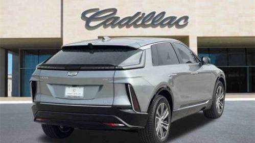 2025 Cadillac Lyriq - Images - 2