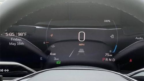 2025 Cadillac Lyriq - Images - 13