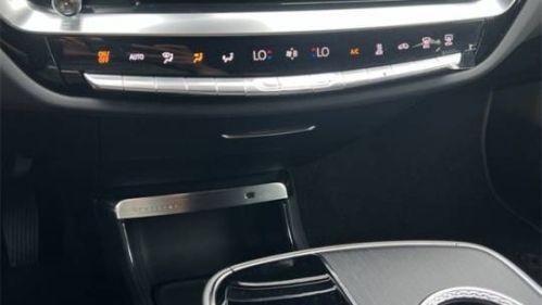 2025 Cadillac Lyriq - Images - 16