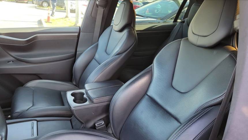2018 Tesla Model X - Images - 10