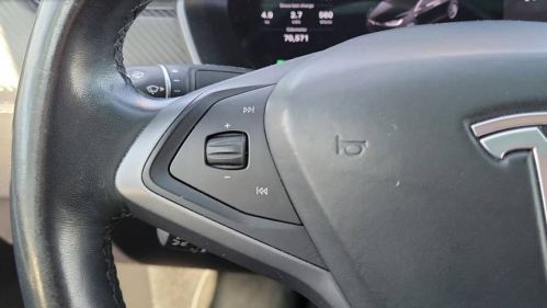 2018 Tesla Model X - Images - 21