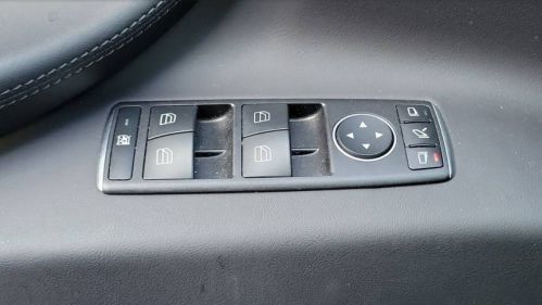 2018 Tesla Model X - Images - 29