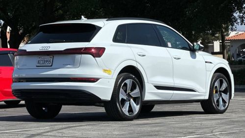 2022 Audi e-tron - Images - 3
