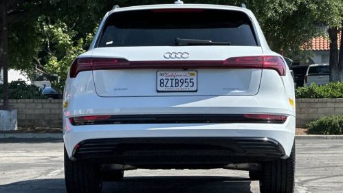 2022 Audi e-tron - Images - 4