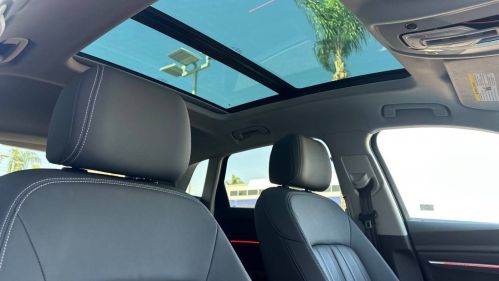 2022 Audi e-tron - Images - 13