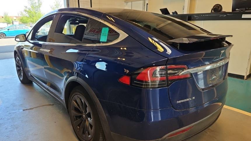 2019 Tesla Model X - Images - 2