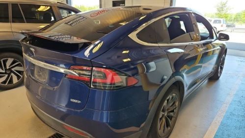 2019 Tesla Model X - Images - 4