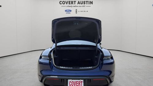 2021 Porsche Taycan - Images - 9