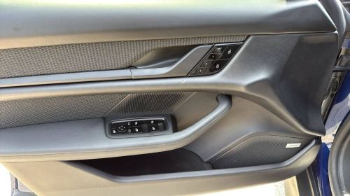 2021 Porsche Taycan - Images - 14