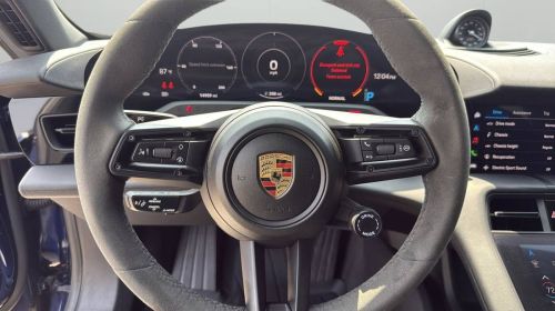 2021 Porsche Taycan - Images - 17