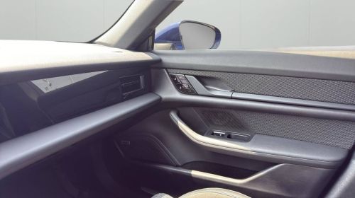 2021 Porsche Taycan - Images - 26