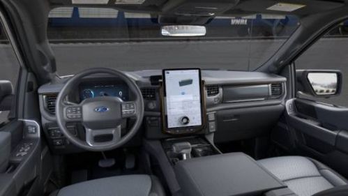 2025 Ford F-150 Lightning - Images - 9