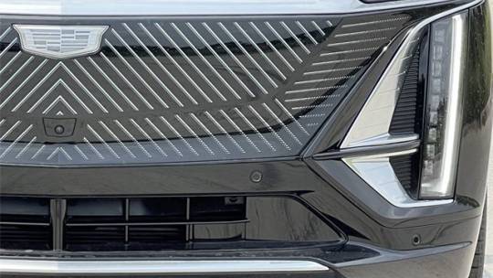 2025 Cadillac Lyriq - Images - 6