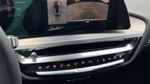 2025 Cadillac Lyriq - Images - 14