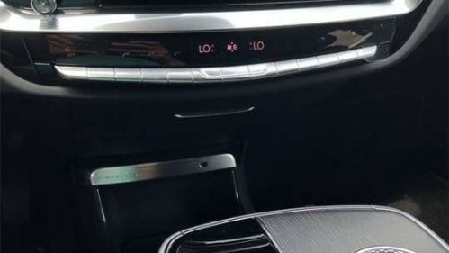 2025 Cadillac Lyriq - Images - 15