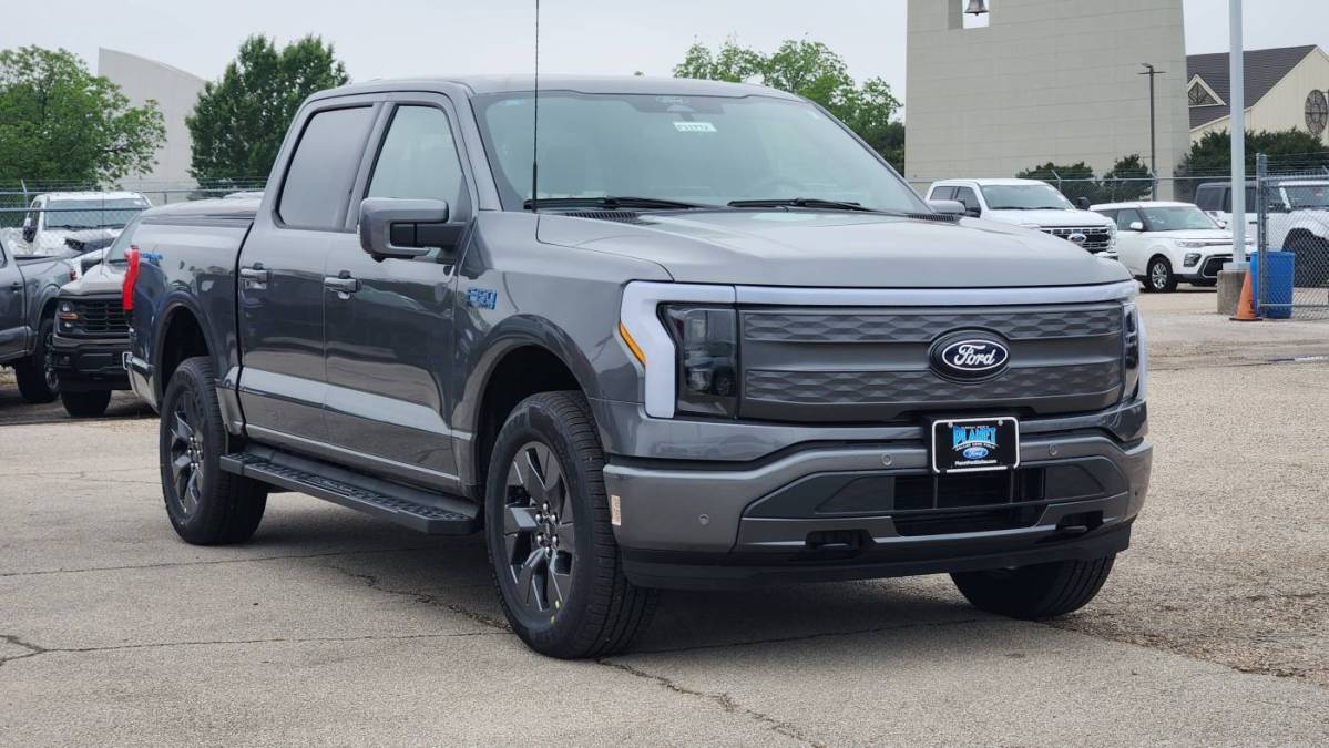 2025 Ford F-150 Lightning - Images - 2