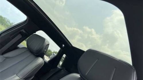 2025 Cadillac Lyriq - Images - 18