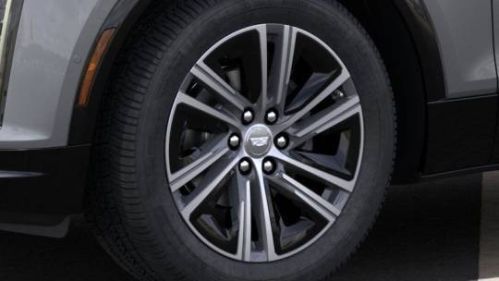 2025 Cadillac Lyriq - Images - 9