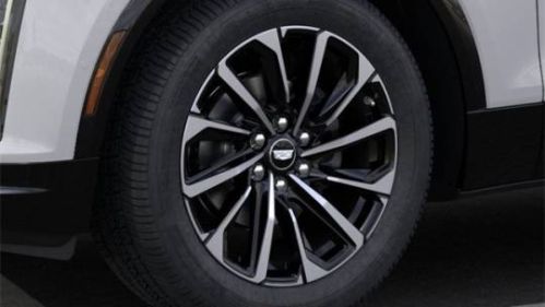 2025 Cadillac Lyriq - Images - 9