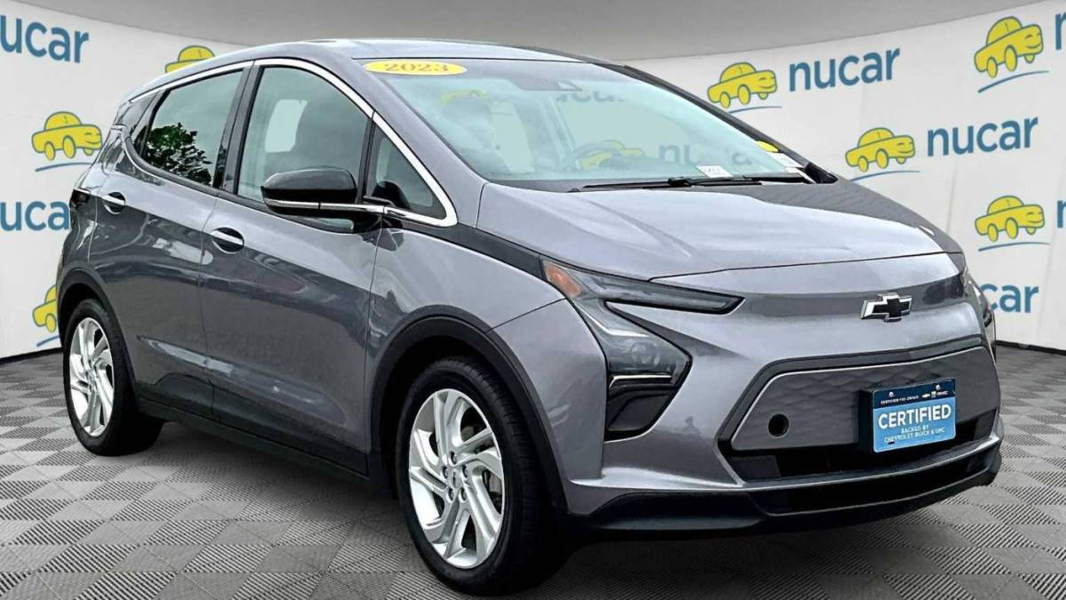2023 Chevrolet Bolt - Images - 1