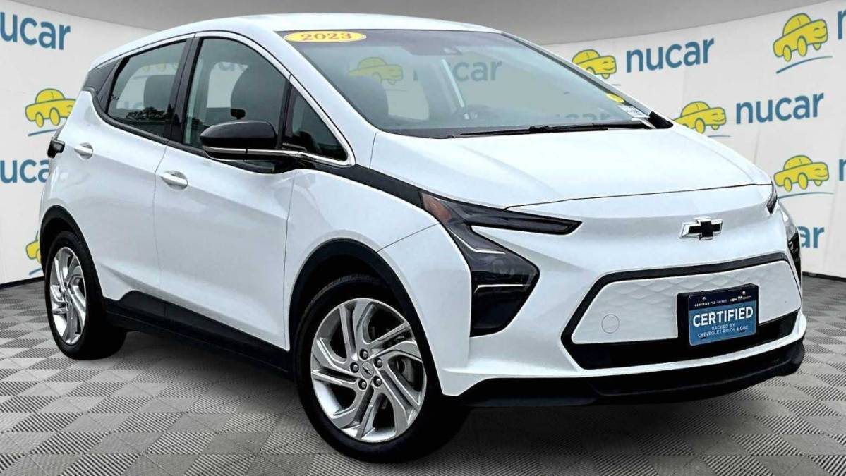2023 Chevrolet Bolt - Images - 1