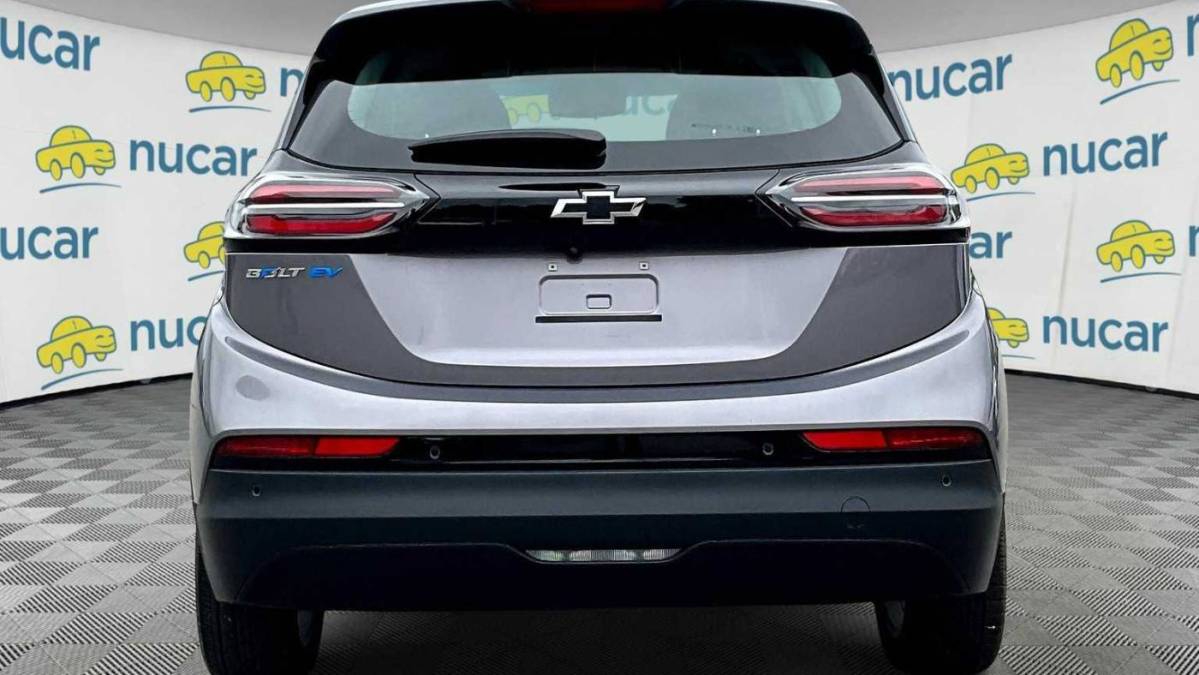 2023 Chevrolet Bolt - Images - 5
