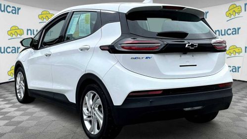 2023 Chevrolet Bolt - Images - 4