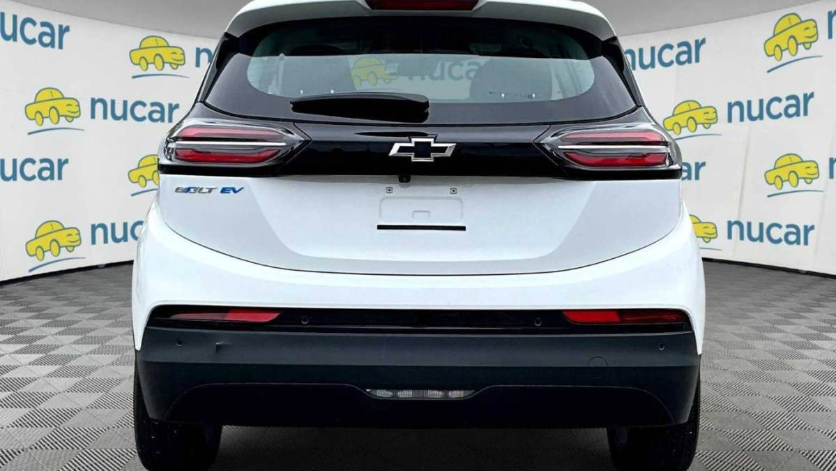 2023 Chevrolet Bolt - Images - 5