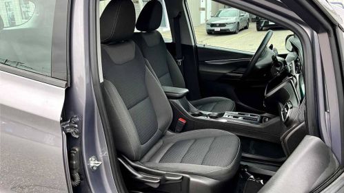 2023 Chevrolet Bolt - Images - 11