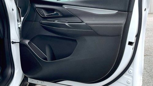 2023 Chevrolet Bolt - Images - 12