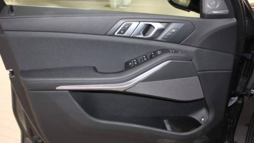 2021 BMW X5 - Images - 11