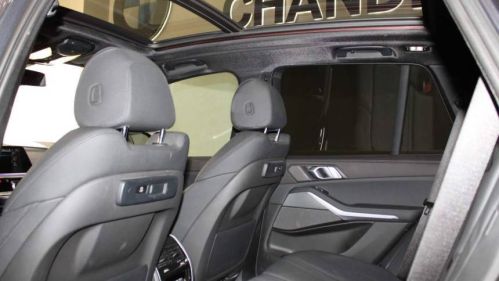 2021 BMW X5 - Images - 17