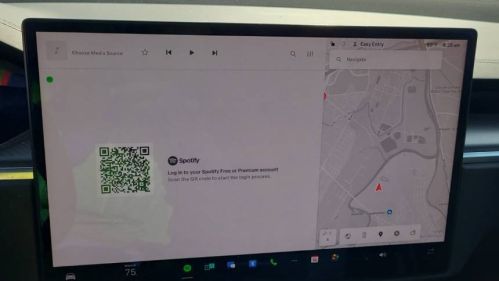 2022 Tesla Model X - Images - 7