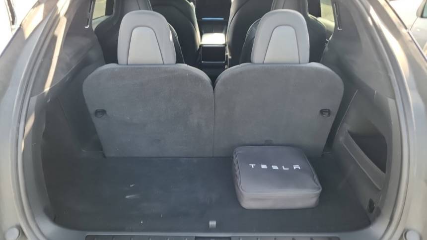 2022 Tesla Model X - Images - 11