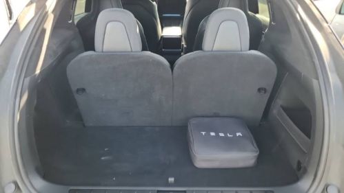 2022 Tesla Model X - Images - 11