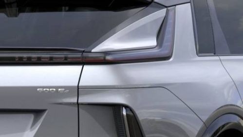 2025 Cadillac Lyriq - Images - 11