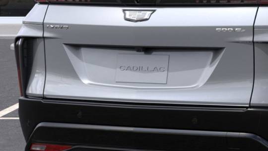 2025 Cadillac Lyriq - Images - 14