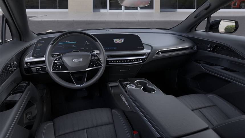 2025 Cadillac Lyriq - Images - 15
