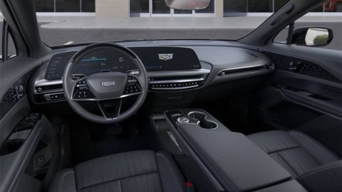 2025 Cadillac Lyriq - Images - 15