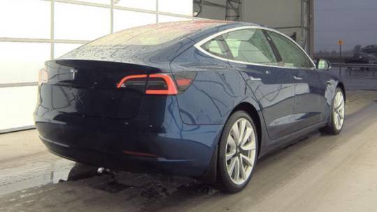 2018 Tesla Model 3 - Images - 6