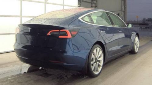 2018 Tesla Model 3 - Images - 6