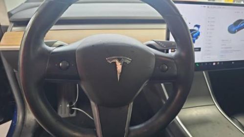 2018 Tesla Model 3 - Images - 8